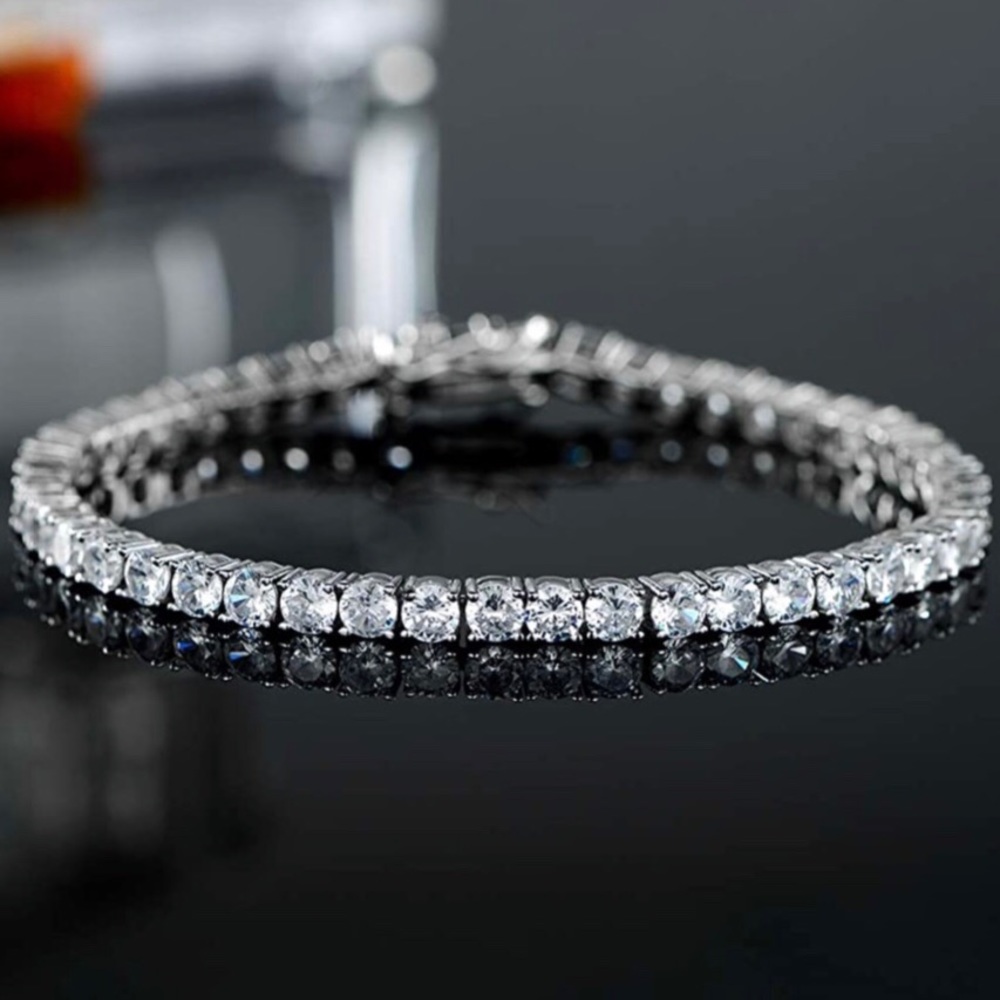 4.5ct Tennis Bracelet - Picture 3 of 5